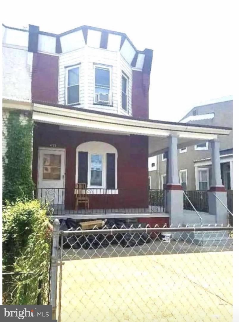 7125 TORRESDALE AVE Property Photo 1