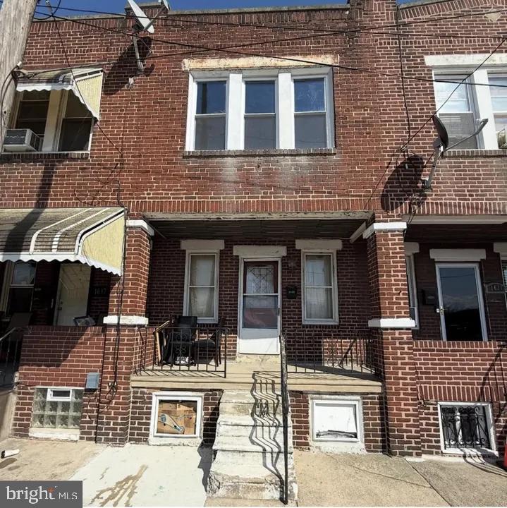 1619 S Dover St Property Photo 1