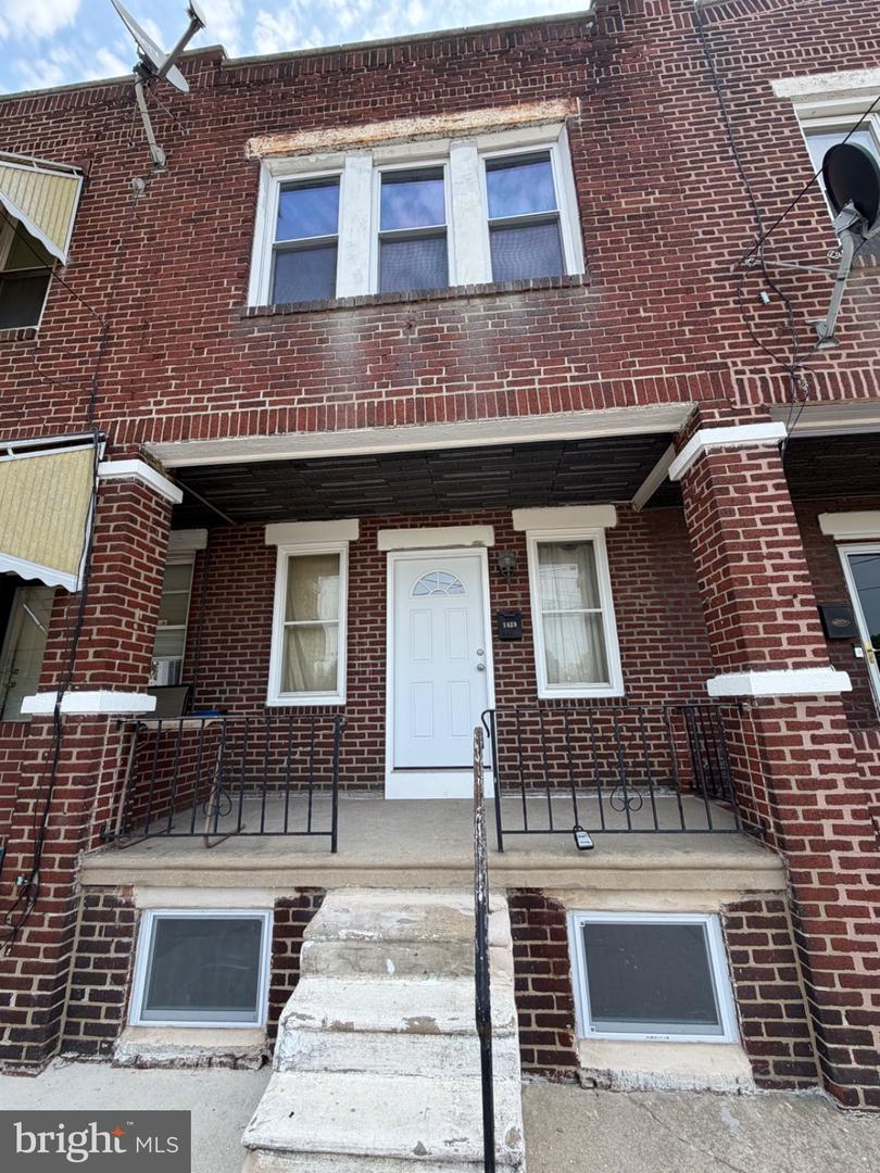 1619 S Dover St Property Photo 1