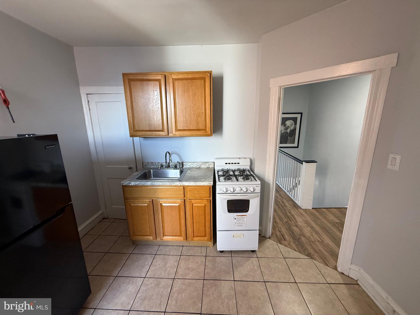 886 Sanger St Property Photo 23
