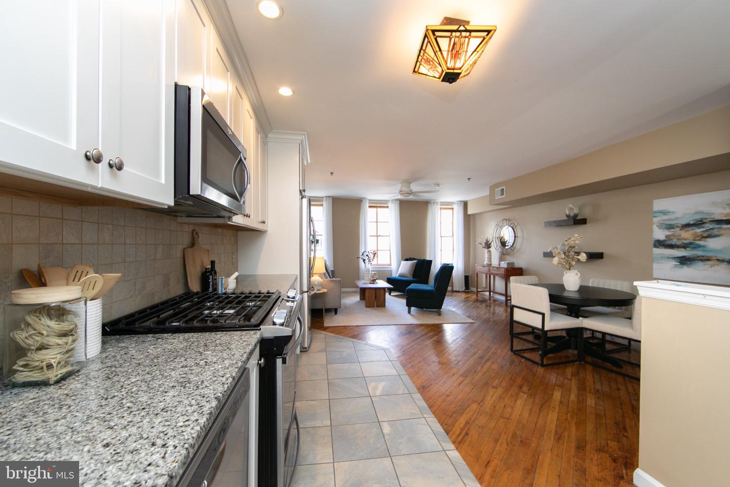 309-00 N 3rd St #c Property Photo 15
