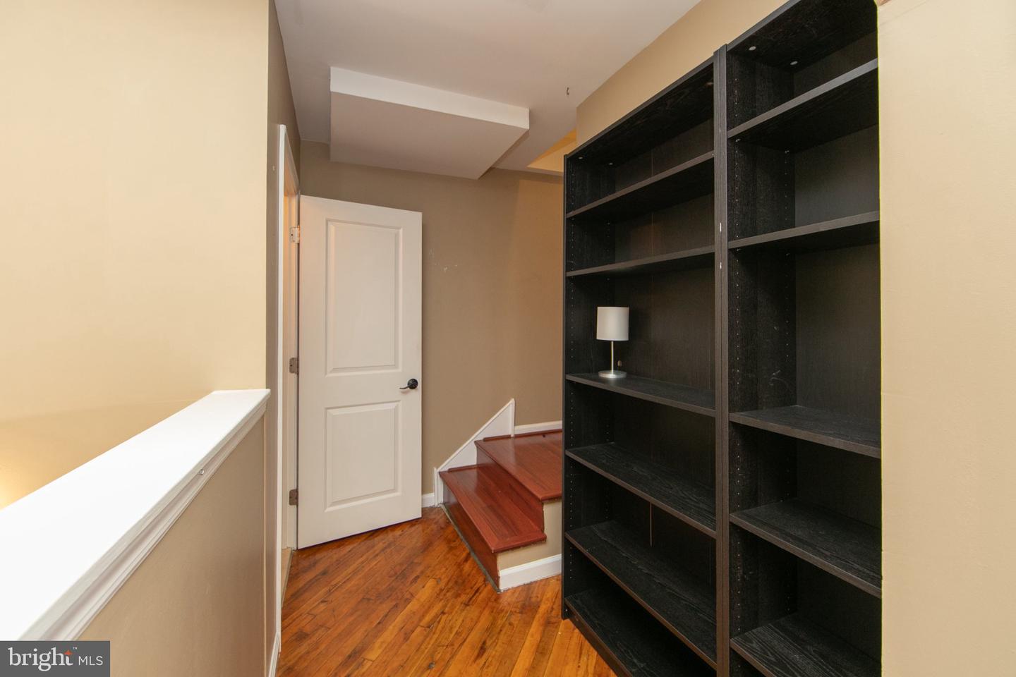309-00 N 3rd St #c Property Photo 16