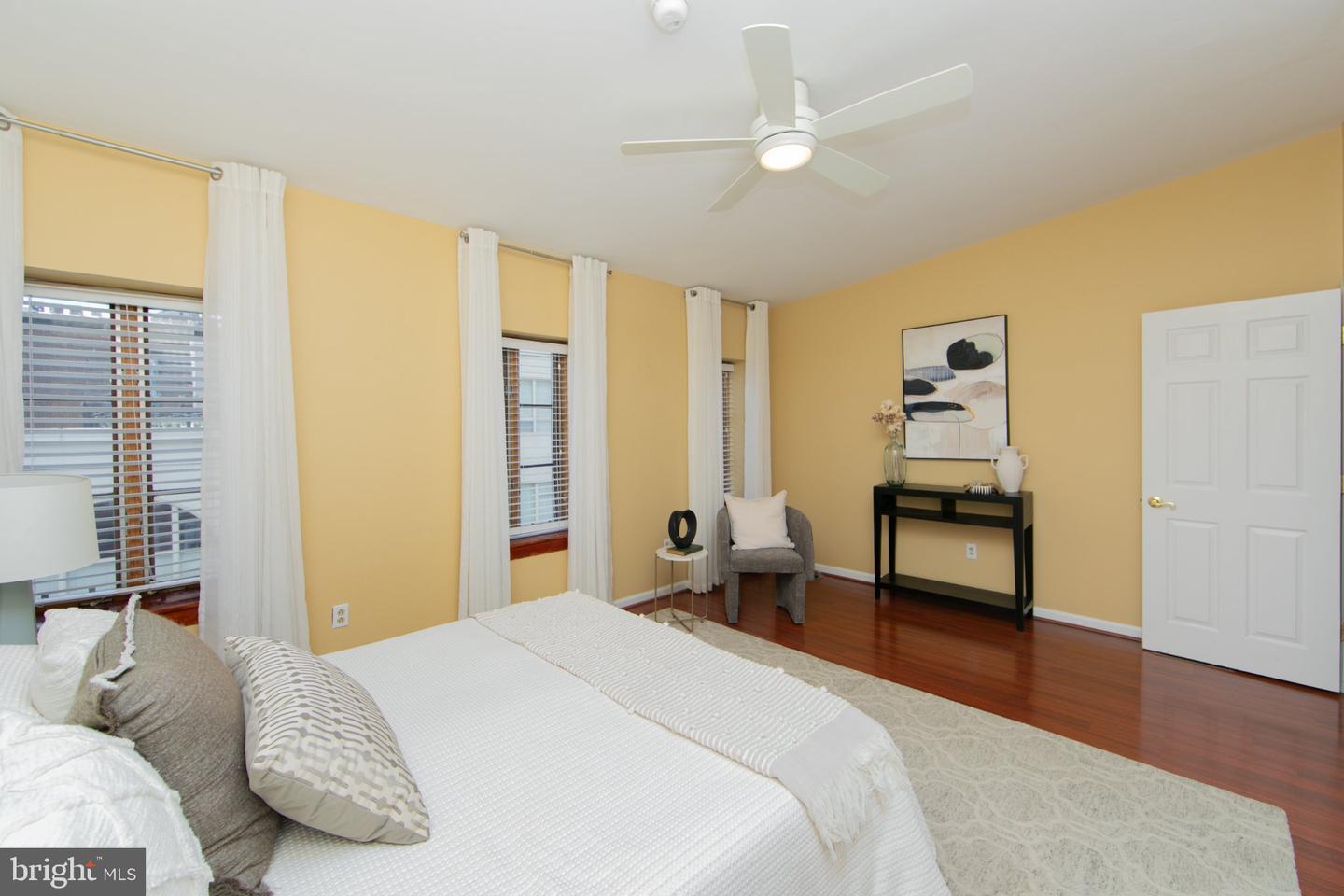309-00 N 3rd St #c Property Photo 22