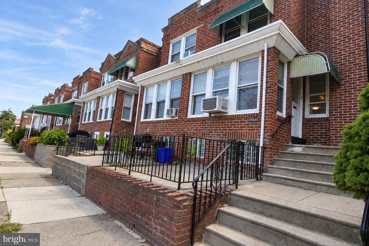 5945-5945 BINGHAM ST Property Photo 1