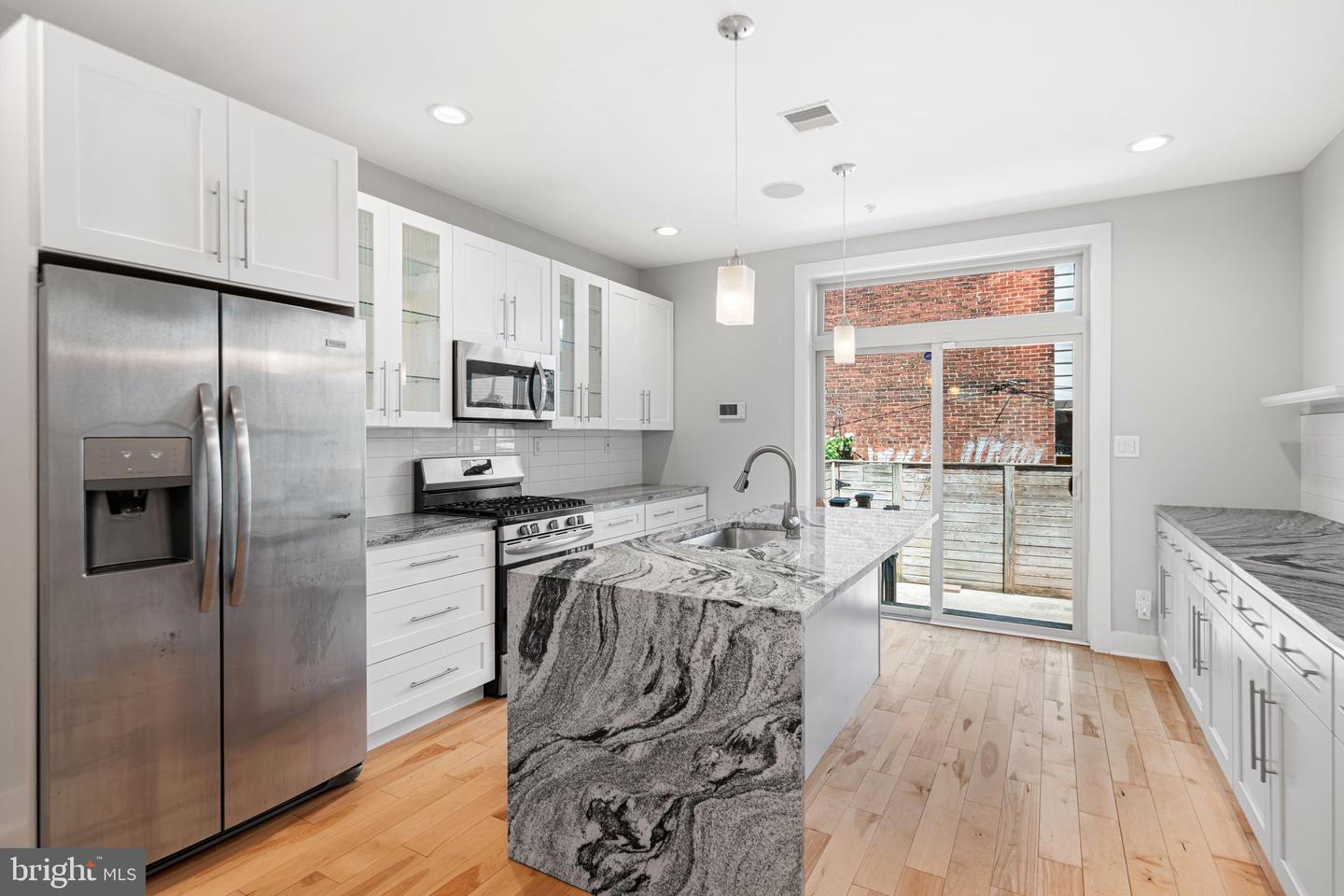 2057 Tasker St Property Photo 1