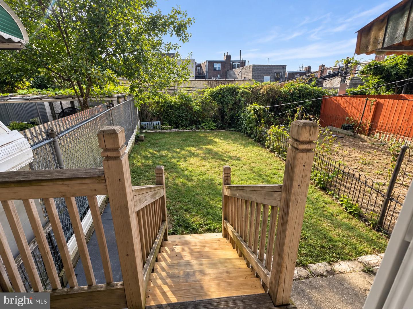 5648 N Lawrence St Property Photo 20