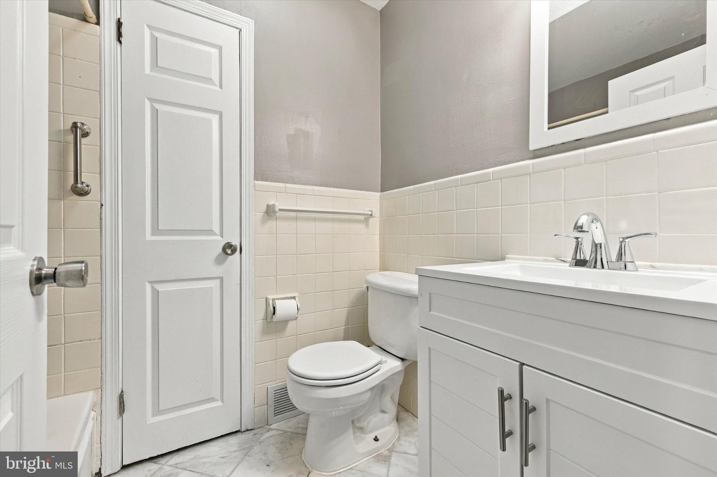 3127 Fairfield St Property Photo 10