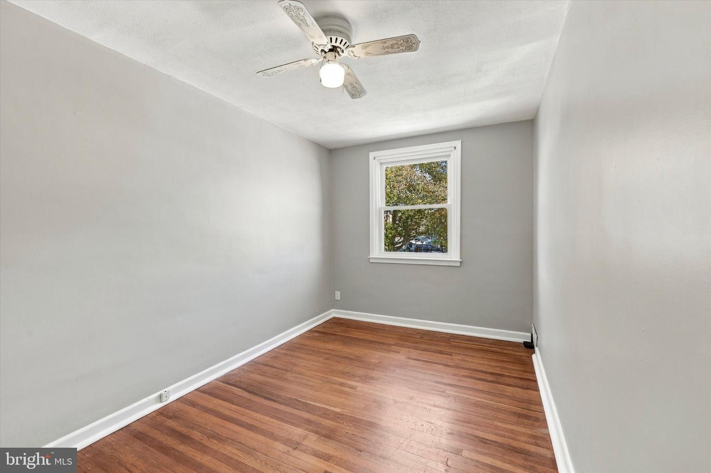 3127 Fairfield St Property Photo 13