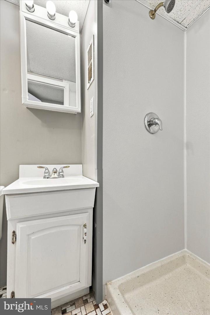 3127 Fairfield St Property Photo 16