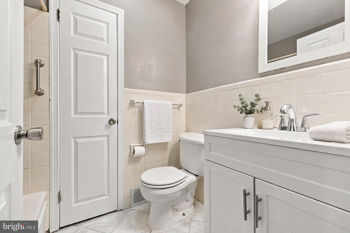 3127 Fairfield St Property Photo 18