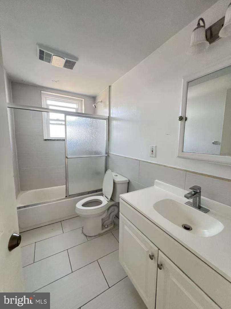 1427 Friendship St Property Photo 9