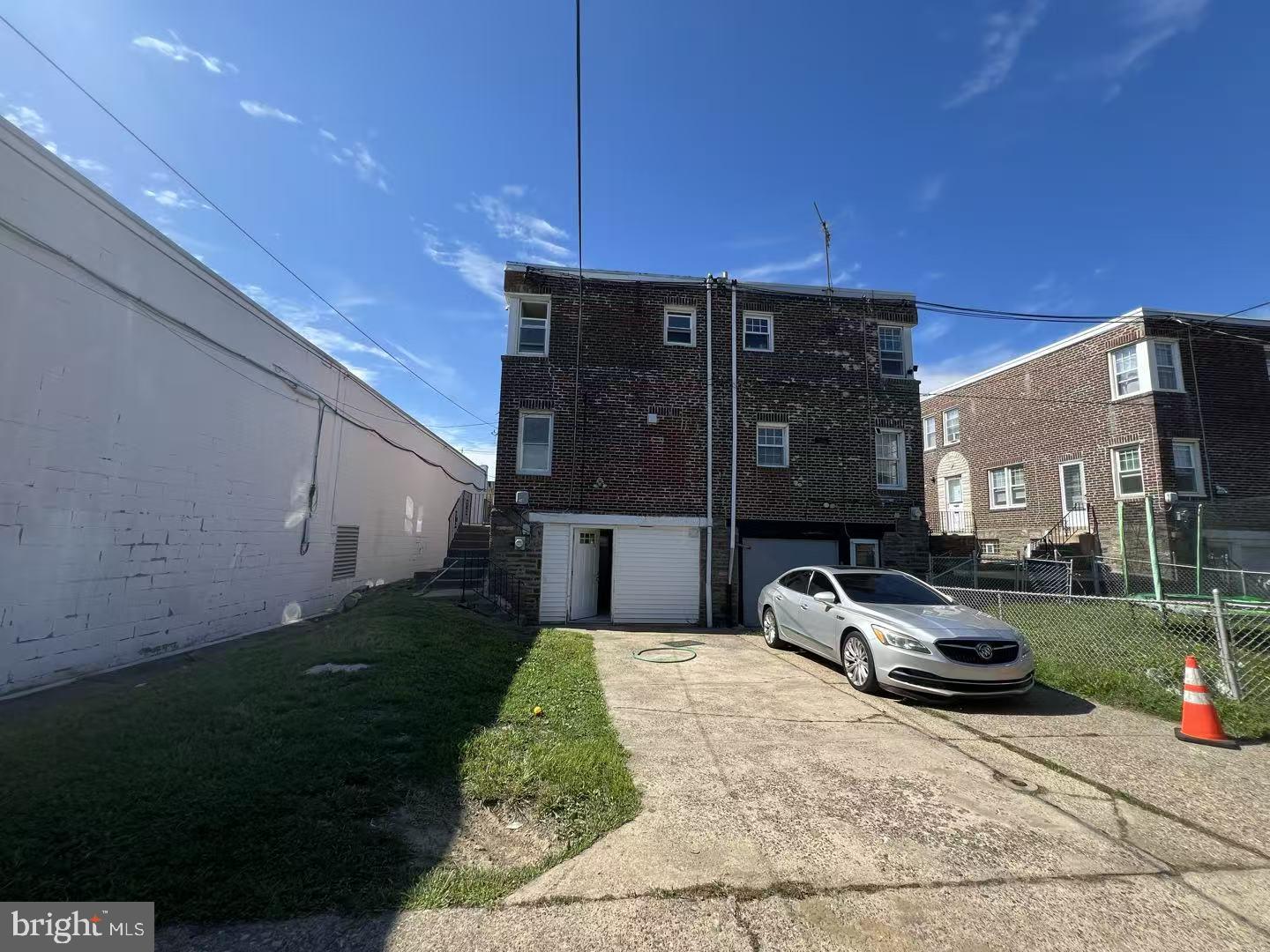 1427 Friendship St Property Photo 15