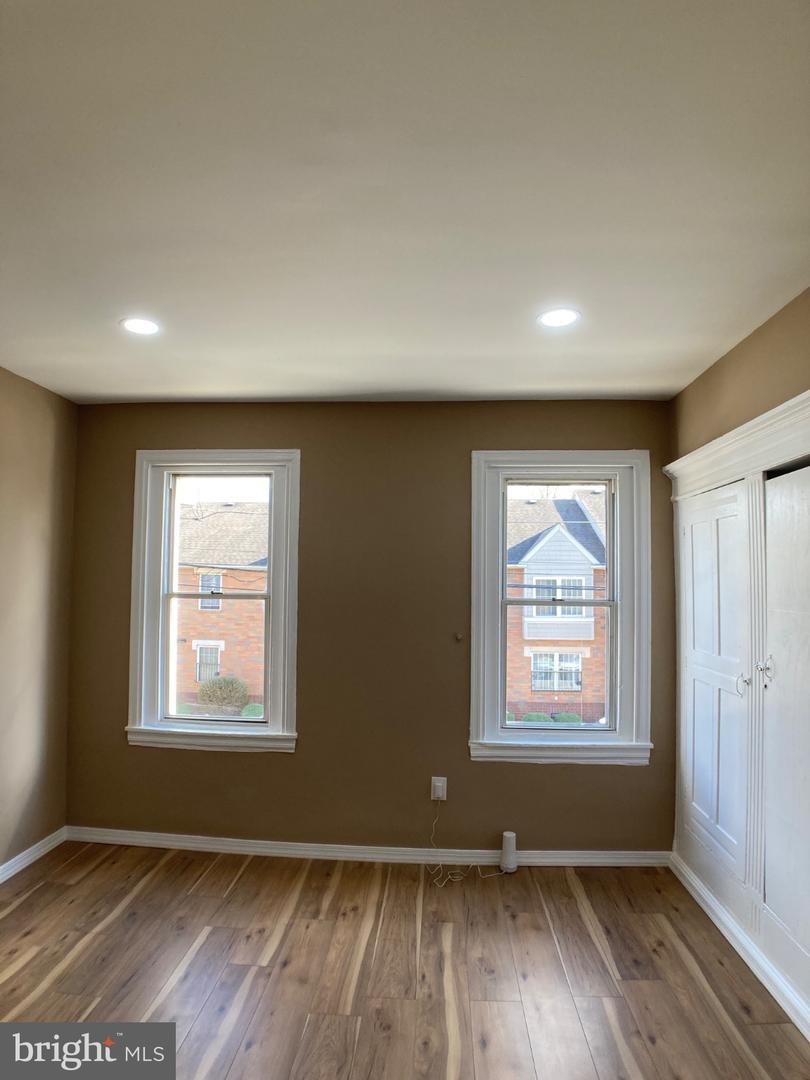 4523 Parrish St Property Photo 1