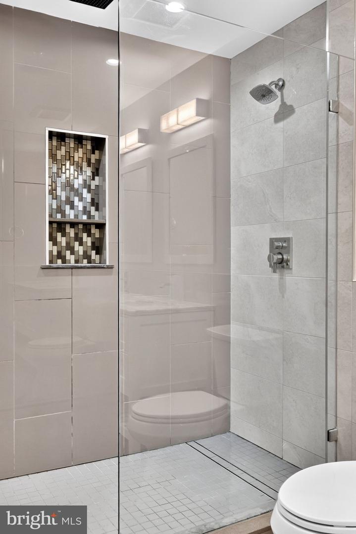 1551 E Berks St Property Photo 21
