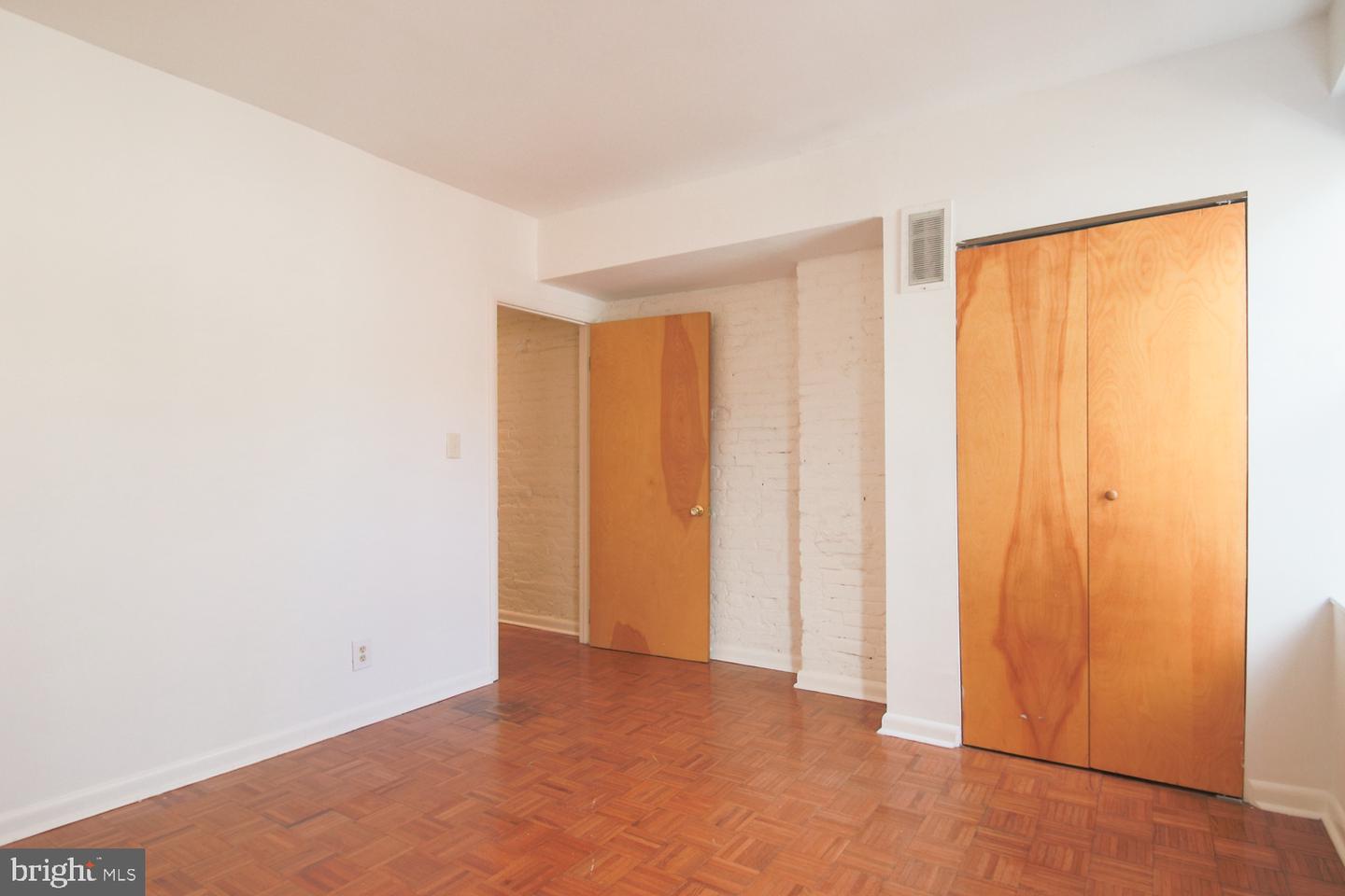 2204 Kater St Property Photo 17