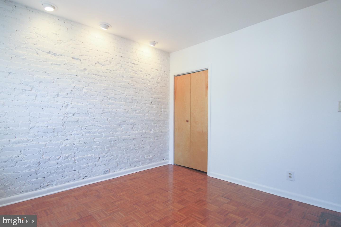 2204 Kater St Property Photo 18