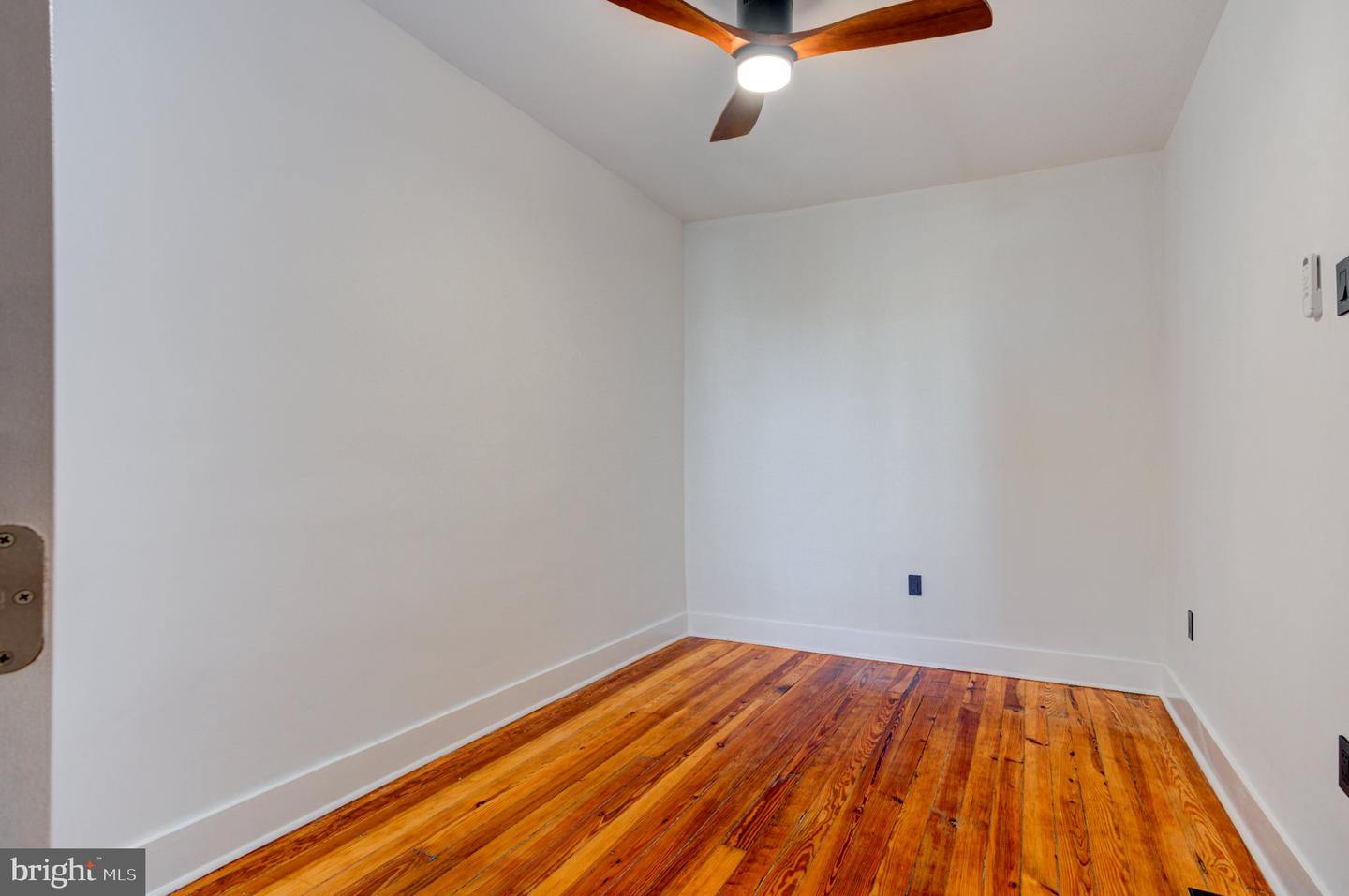 3113 Cedar St Property Photo 17