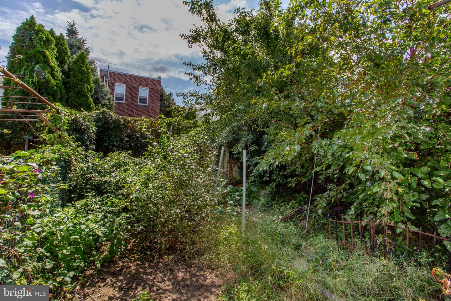 4629 Worth St Property Photo 47