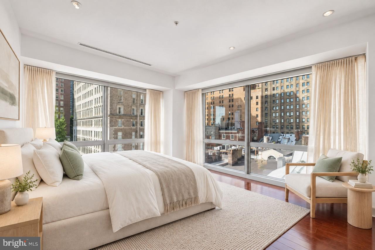 1706 Rittenhouse Sq #402 Property Photo 5