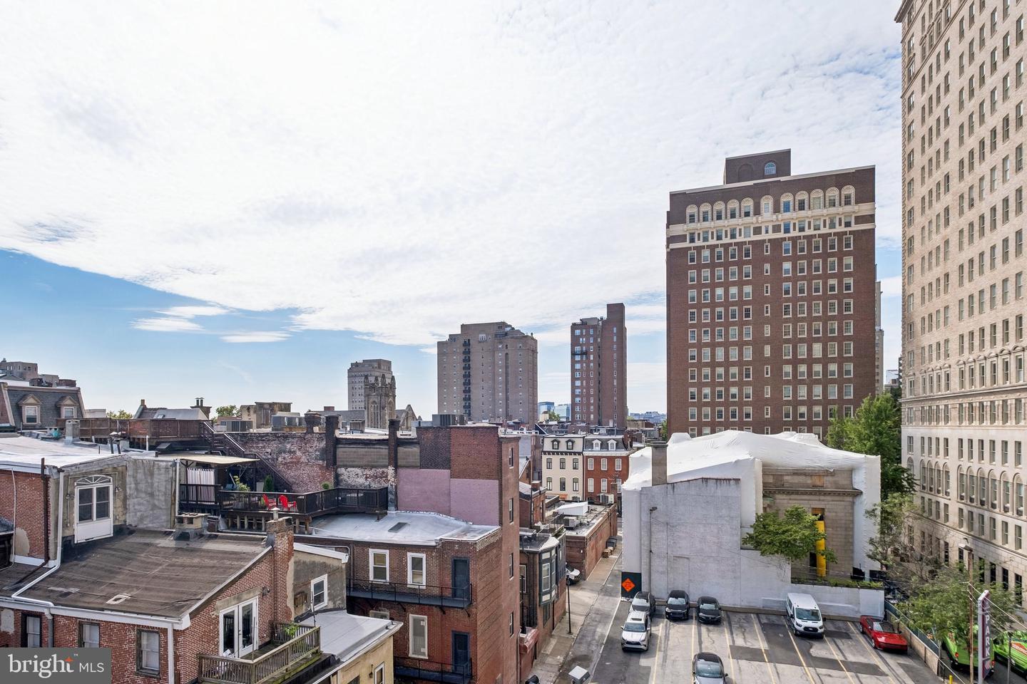 1706 Rittenhouse Sq #402 Property Photo 8
