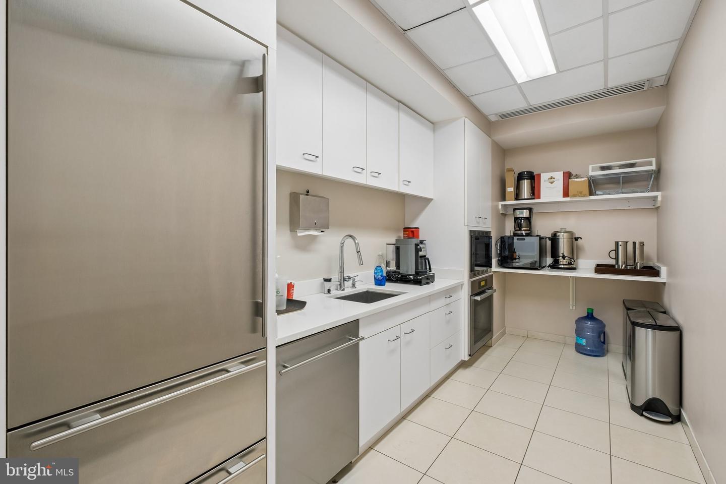 1706 Rittenhouse Sq #402 Property Photo 15