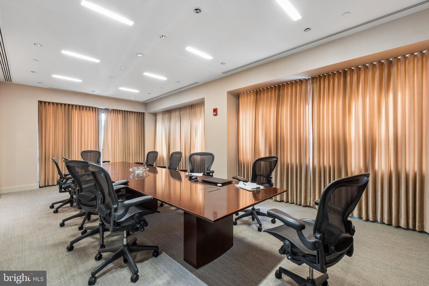 1706 Rittenhouse Sq #402 Property Photo 16