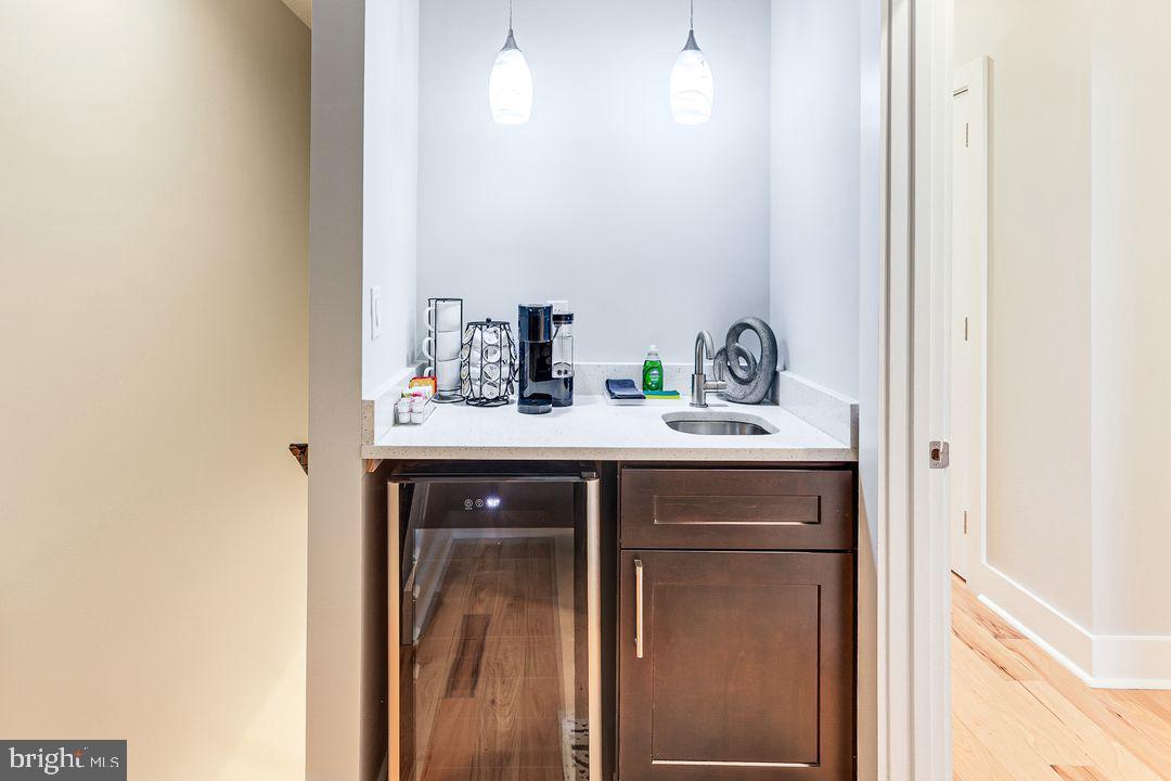 2545 N Howard St Property Photo 21