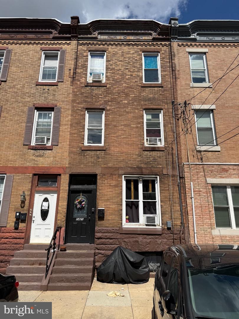 1421 W RITNER ST Property Photo 1