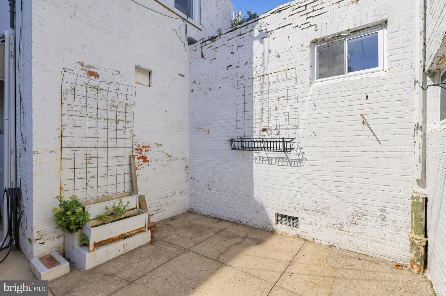 1415 Broad St Property Photo 22
