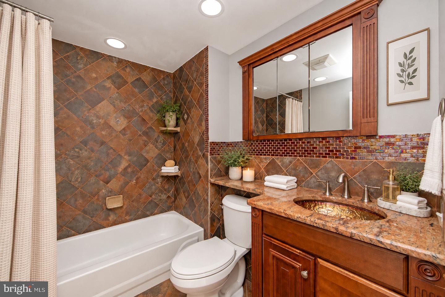 3305 Krail St Property Photo 4