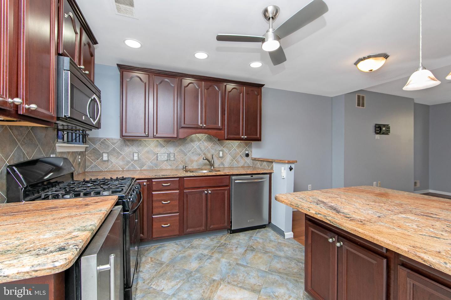 3305 Krail St Property Photo 18