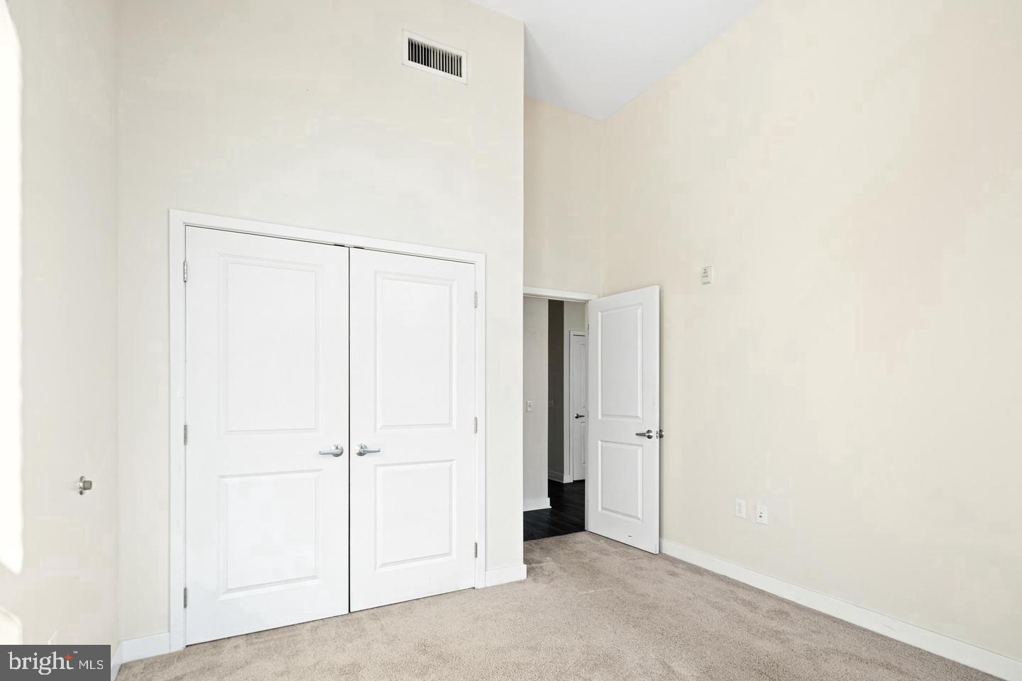 523 N Broad St #102 Property Photo 6