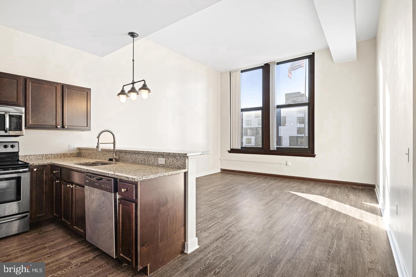 523 N Broad St #102 Property Photo 10