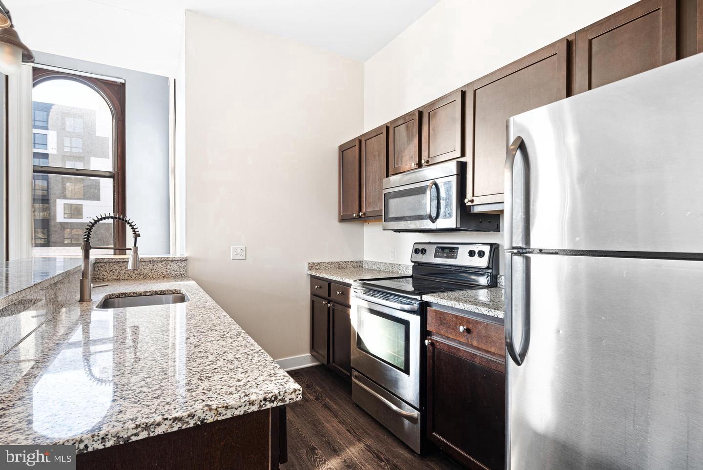 523 N Broad St #102 Property Photo 17