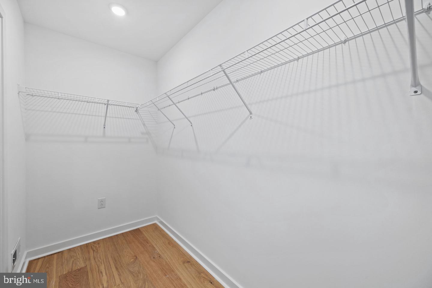 2124 E Rush St Property Photo 37