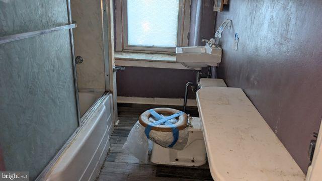 4656 Umbria St Property Photo 7