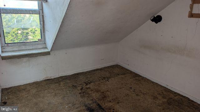 4656 Umbria St Property Photo 8