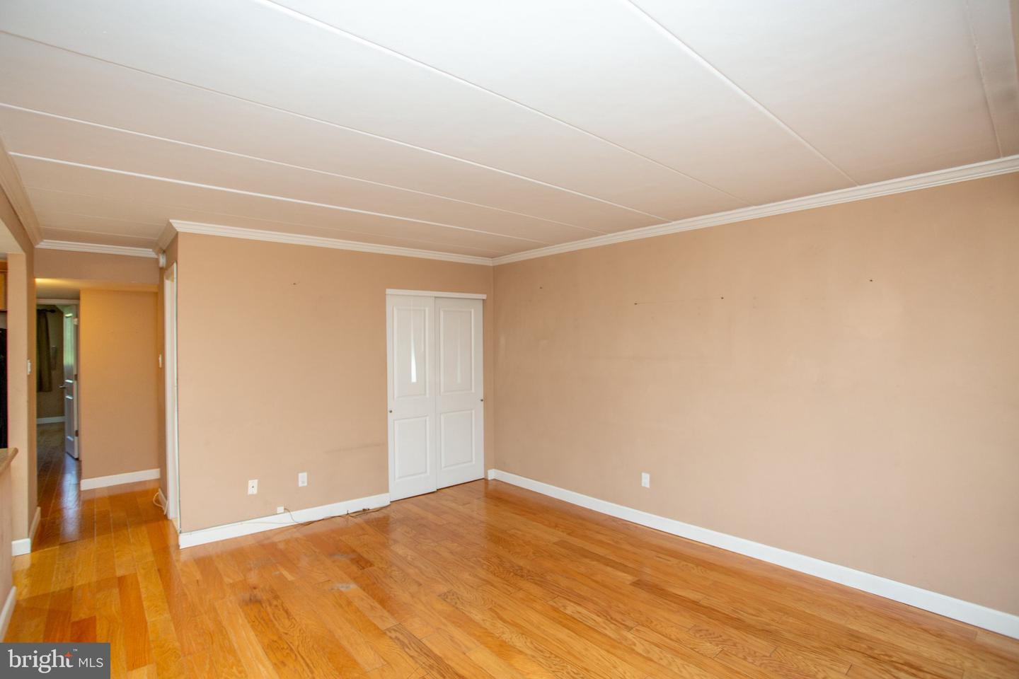 18106 Delaire Landing Rd #106 Property Photo 20