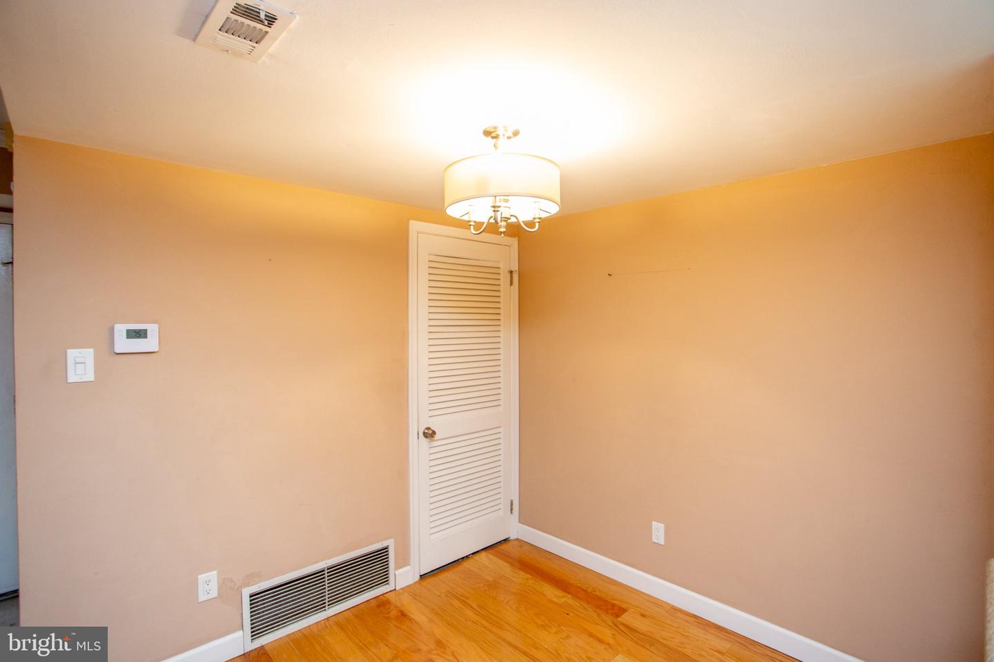 18106 Delaire Landing Rd #106 Property Photo 25