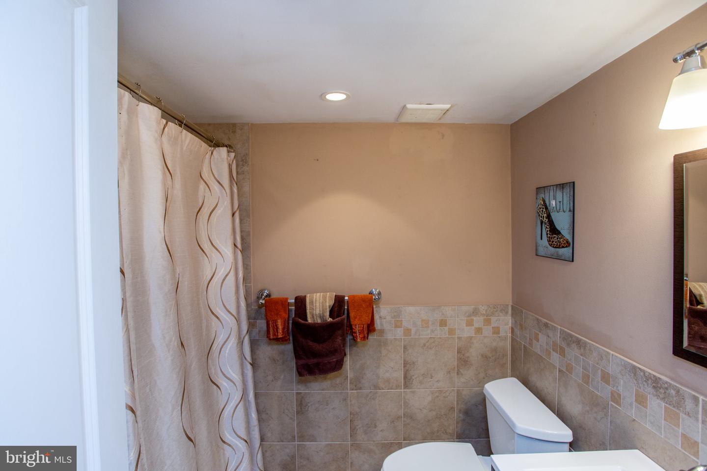 18106 Delaire Landing Rd #106 Property Photo 45