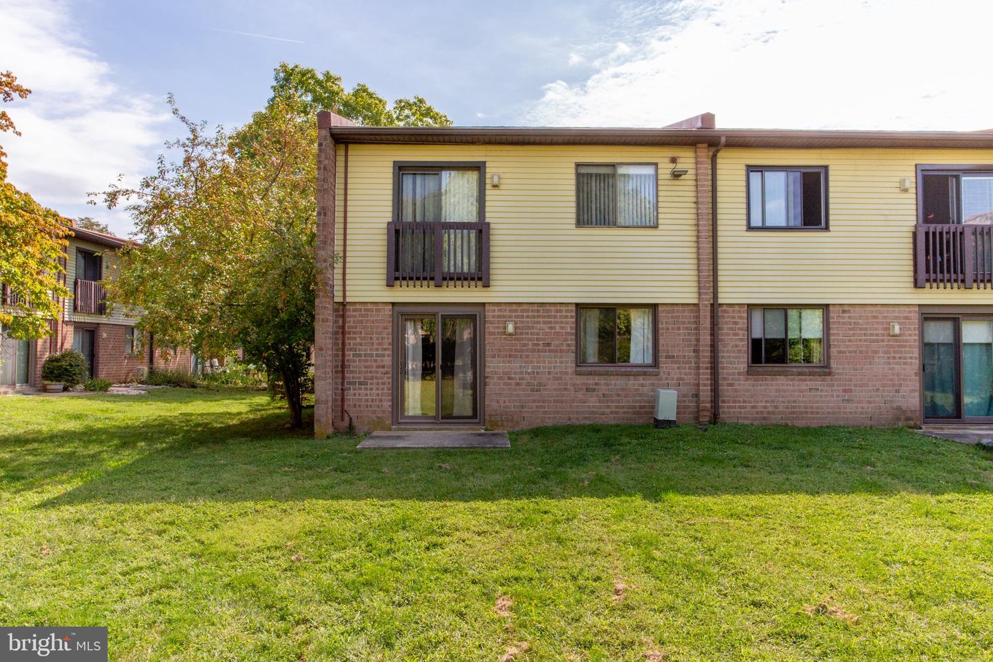 18106 Delaire Landing Rd #106 Property Photo 54