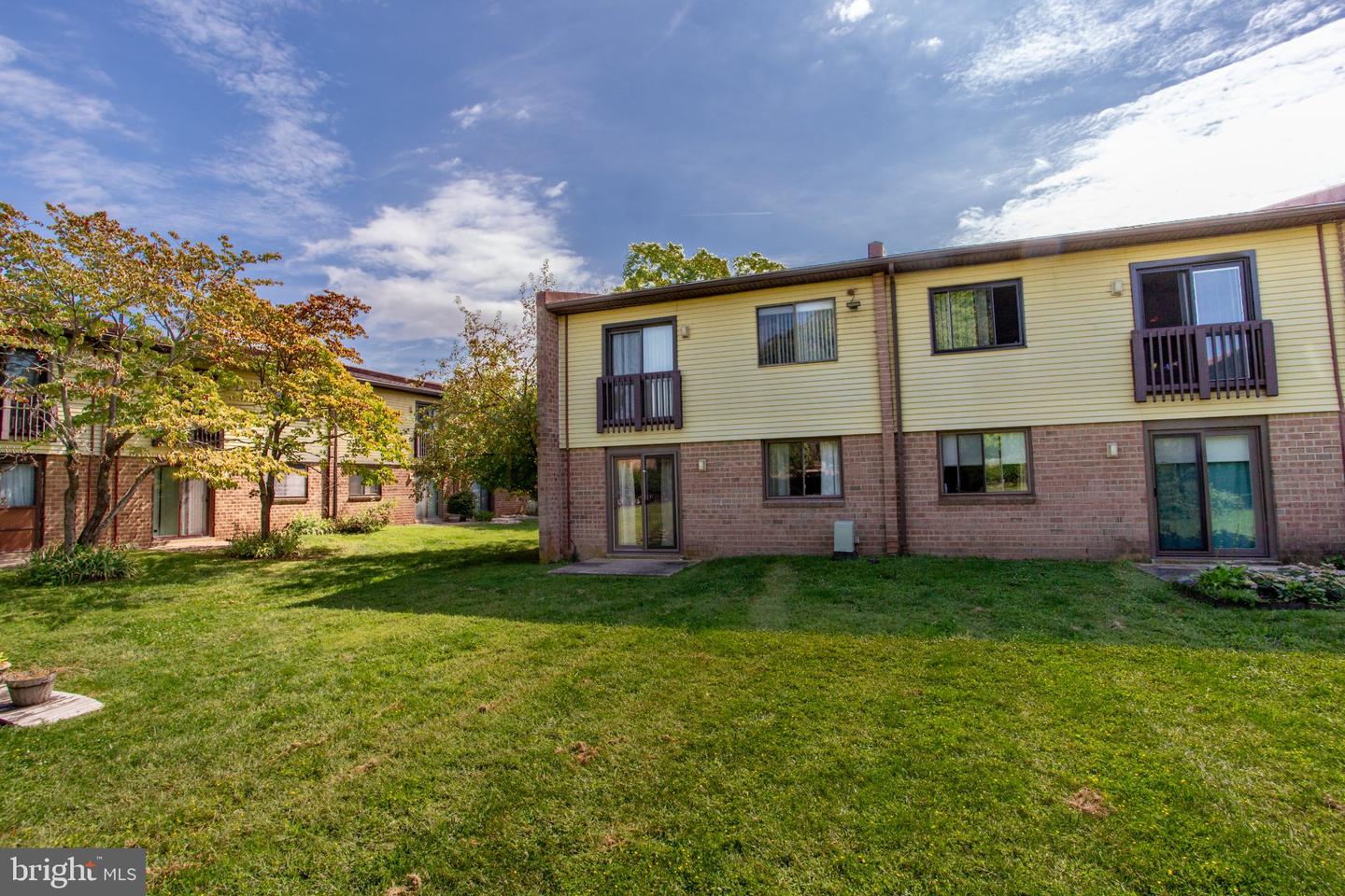 18106 Delaire Landing Rd #106 Property Photo 55