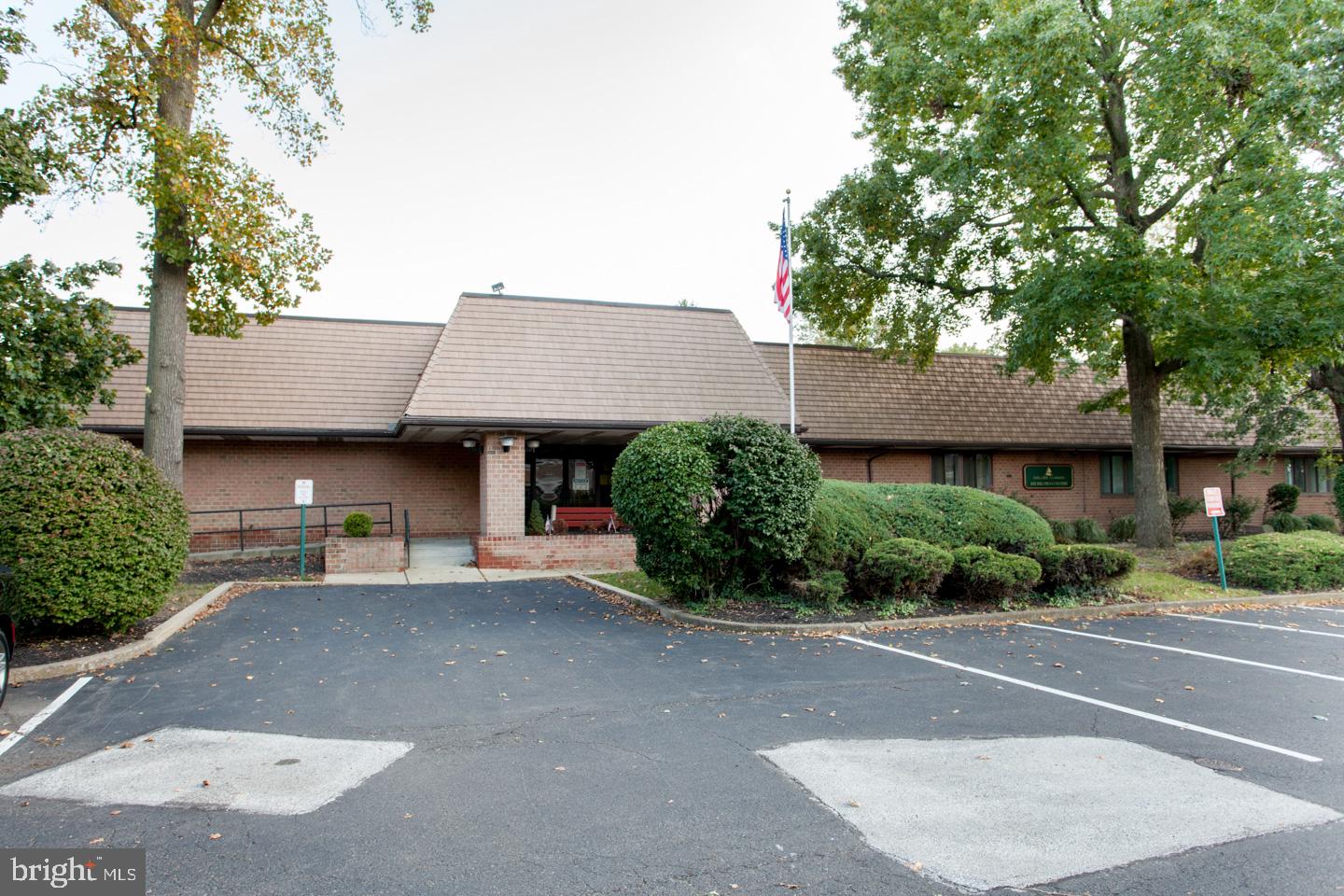 18106 Delaire Landing Rd #106 Property Photo 61