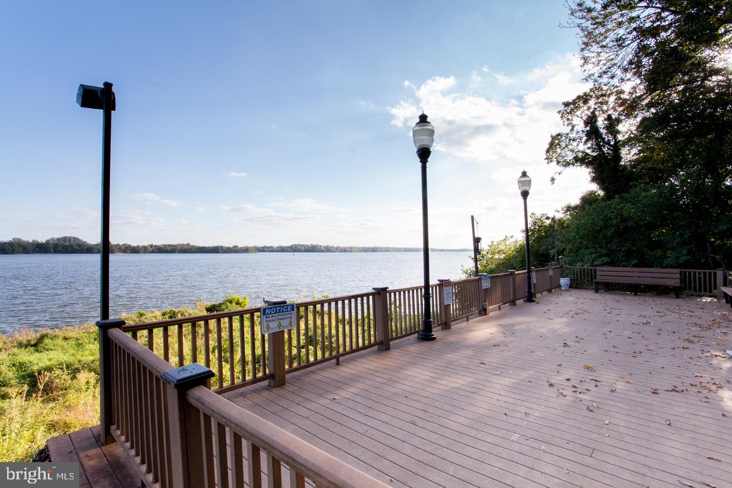 18106 Delaire Landing Rd #106 Property Photo 70