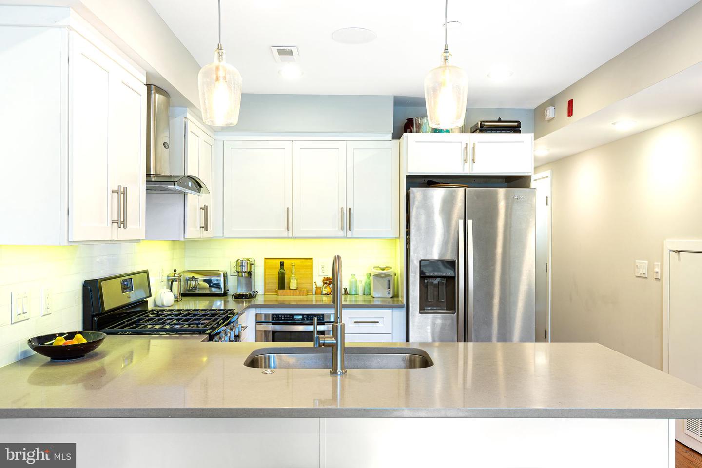 336 Monroe St #b Property Photo 1