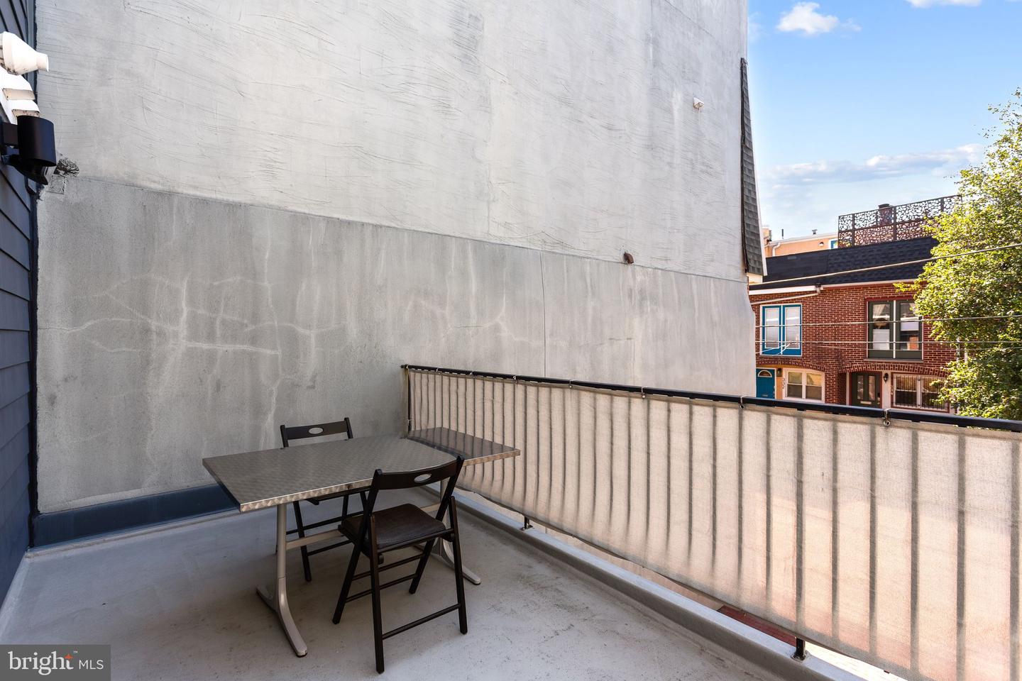 336 Monroe St #b Property Photo 6