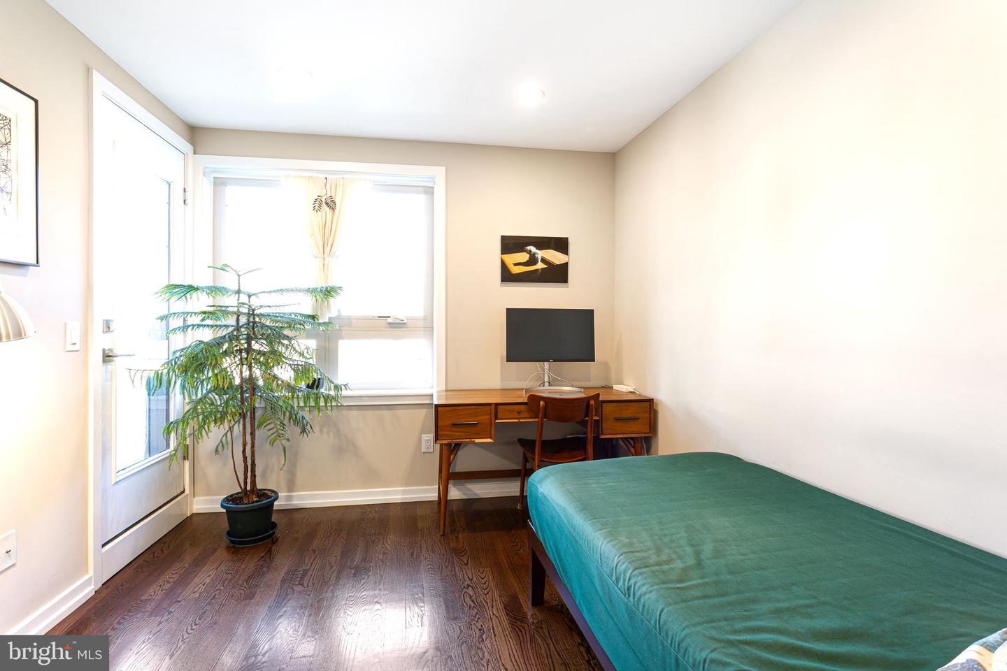 336 Monroe St #2 Property Photo 12