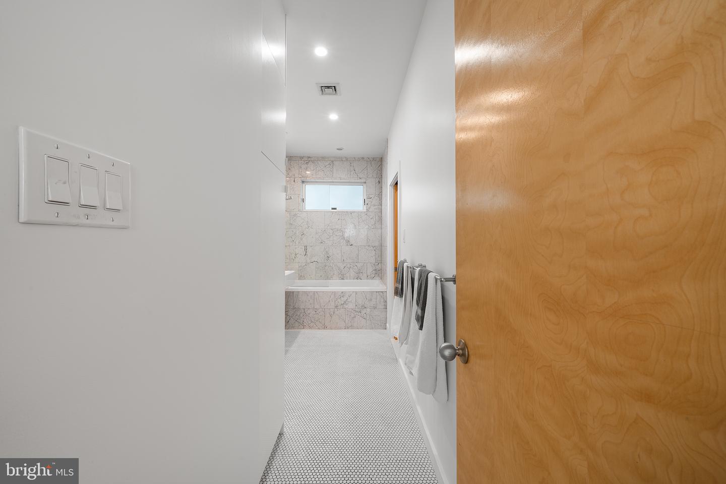 1116 Bodine St #b Property Photo 26