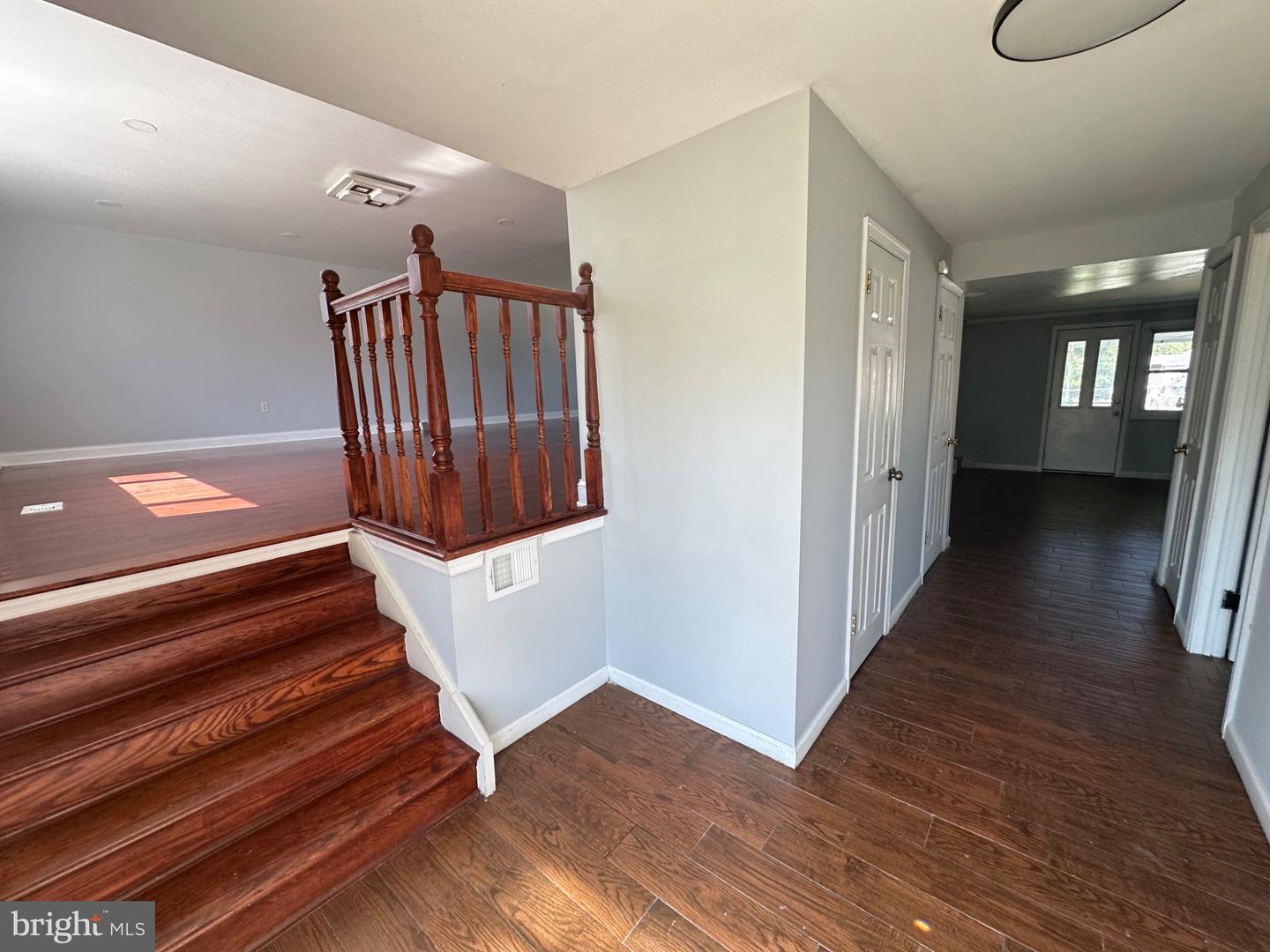 12010 Ferndale St Property Photo 5