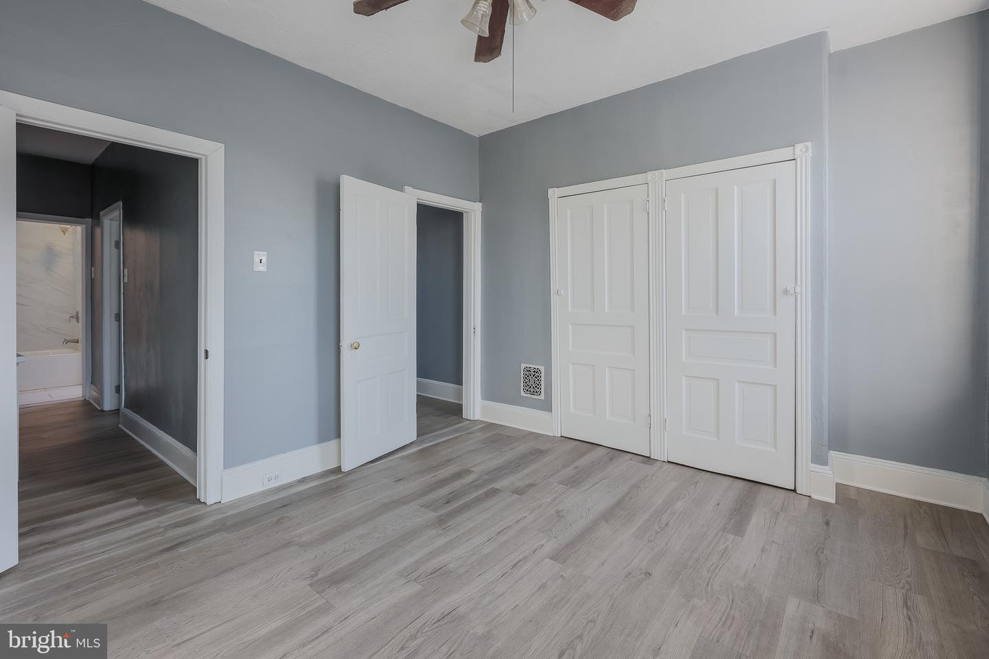 2661 N Douglas St Property Photo 15